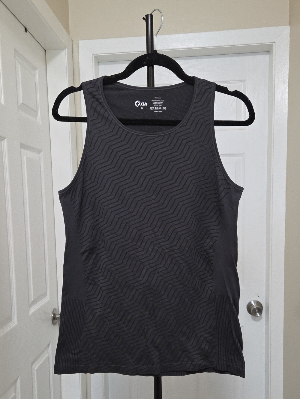 ZYIA Black Chevron-Texture Performance Tank